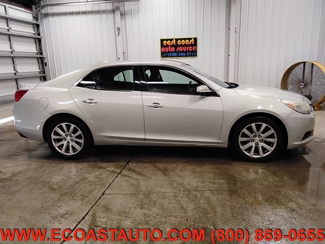 Used 2016 Chevrolet Malibu LTZ FWD image 2
