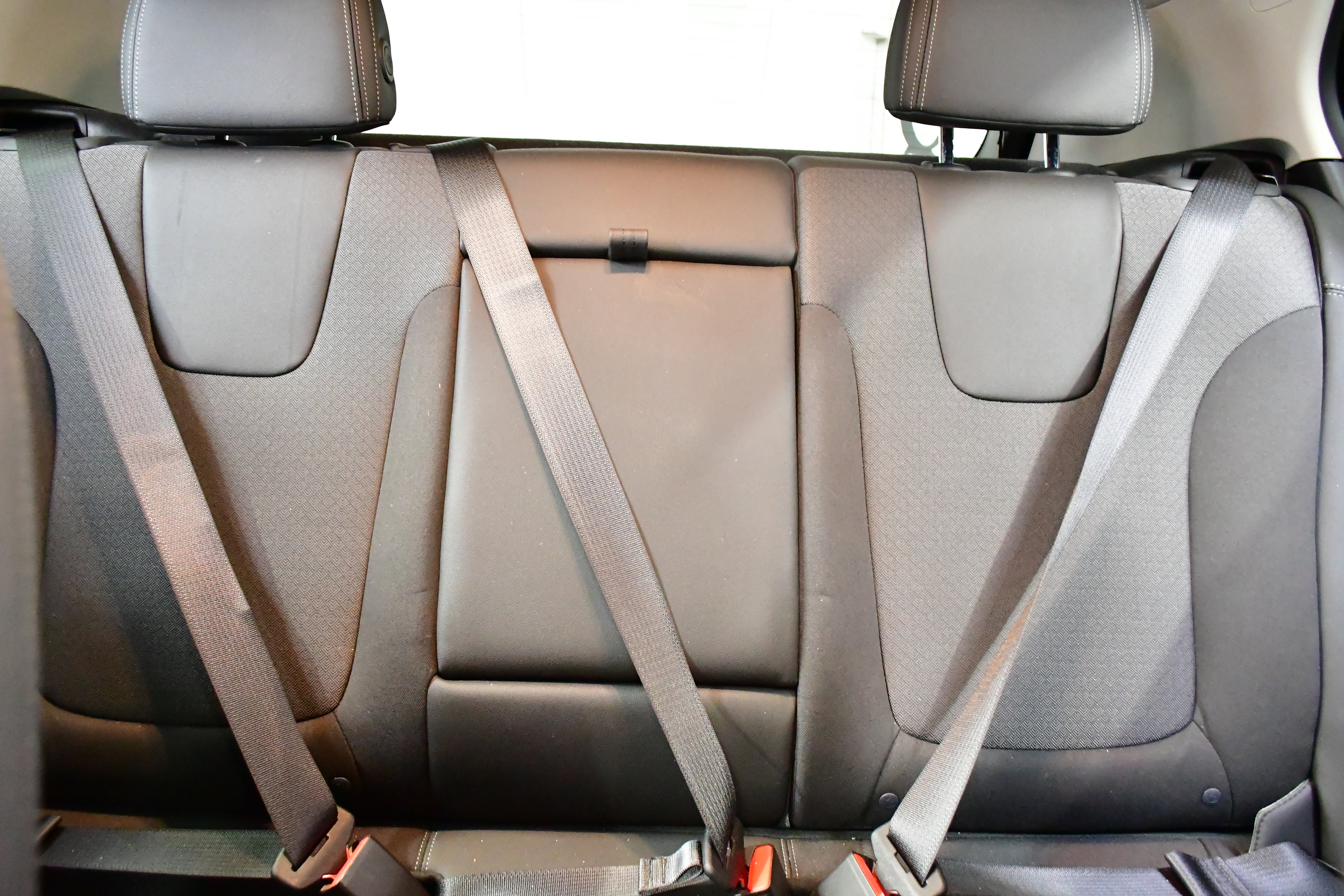 Used 2023 Buick Encore GX Select w/ Sport Touring Package image 12