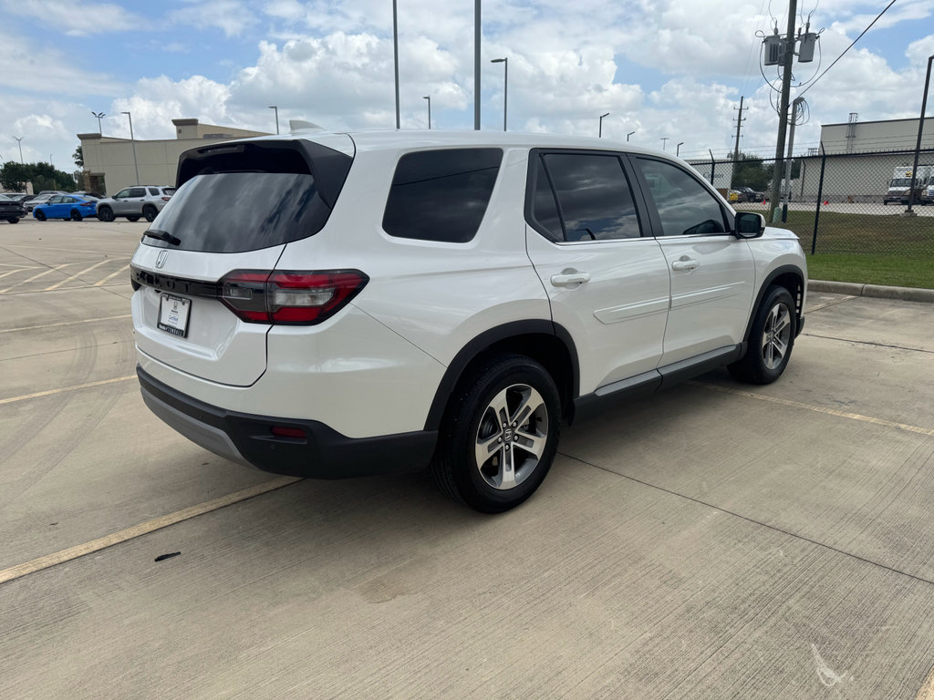 Certified 2025 Honda Pilot EX-L image 8