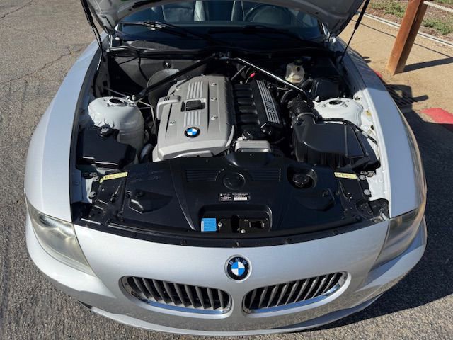 Used 2006 BMW Z4 3.0si image 8