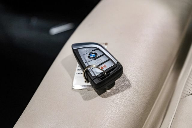 Used 2022 BMW X5 xDrive40i w/ M Sport Package AWD/4WD image 56