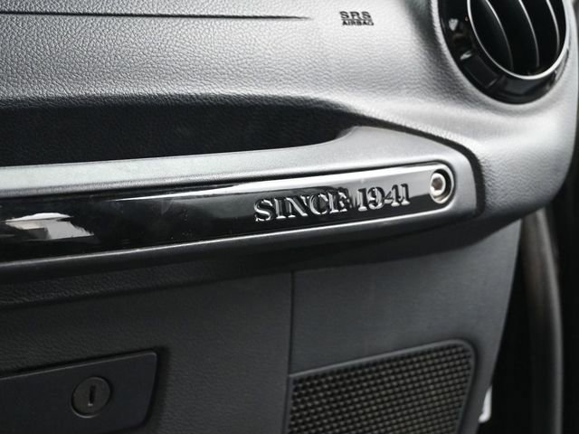 Used 2012 Jeep Wrangler Unlimited Sahara AWD/4WD image 21