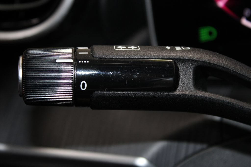 Used 2024 Mercedes-Benz C 300 Sedan image 41