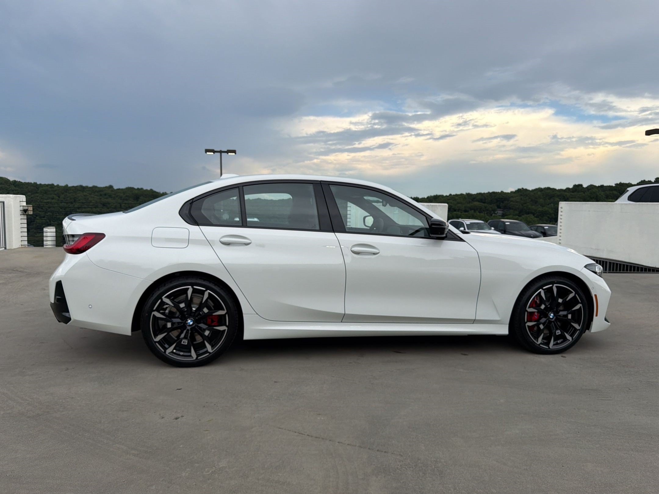 Used 2026 BMW 330i Sedan w/ M Sport Package RWD image 8