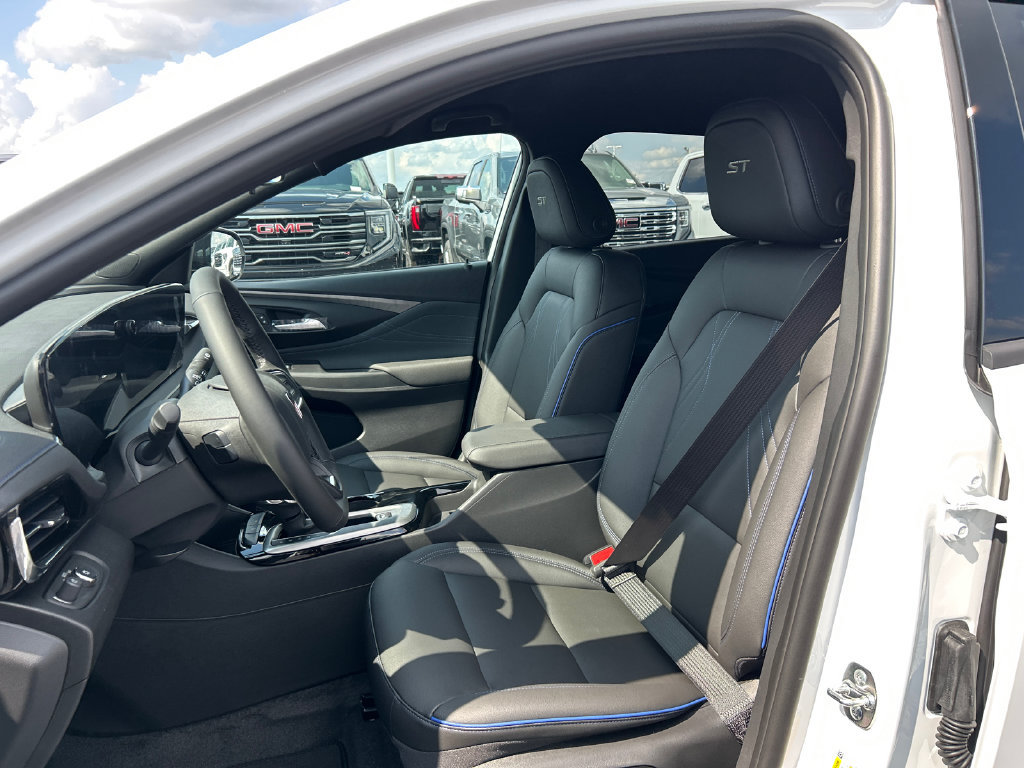 New 2026 Buick Envista Sport Touring w/ Convenience I Package FWD image 17