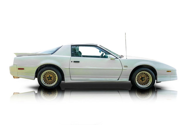 Used 1989 Pontiac Firebird Trans Am RWD image 2