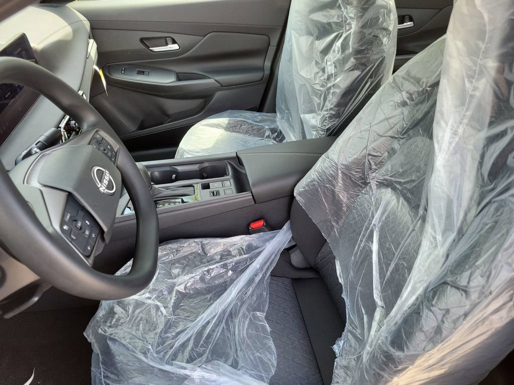 New 2026 Nissan Sentra SV w/ Floor Mat Package FWD image 15