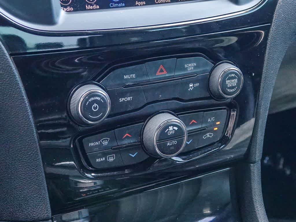 Certified 2018 Chrysler 300 S AWD/4WD image 21