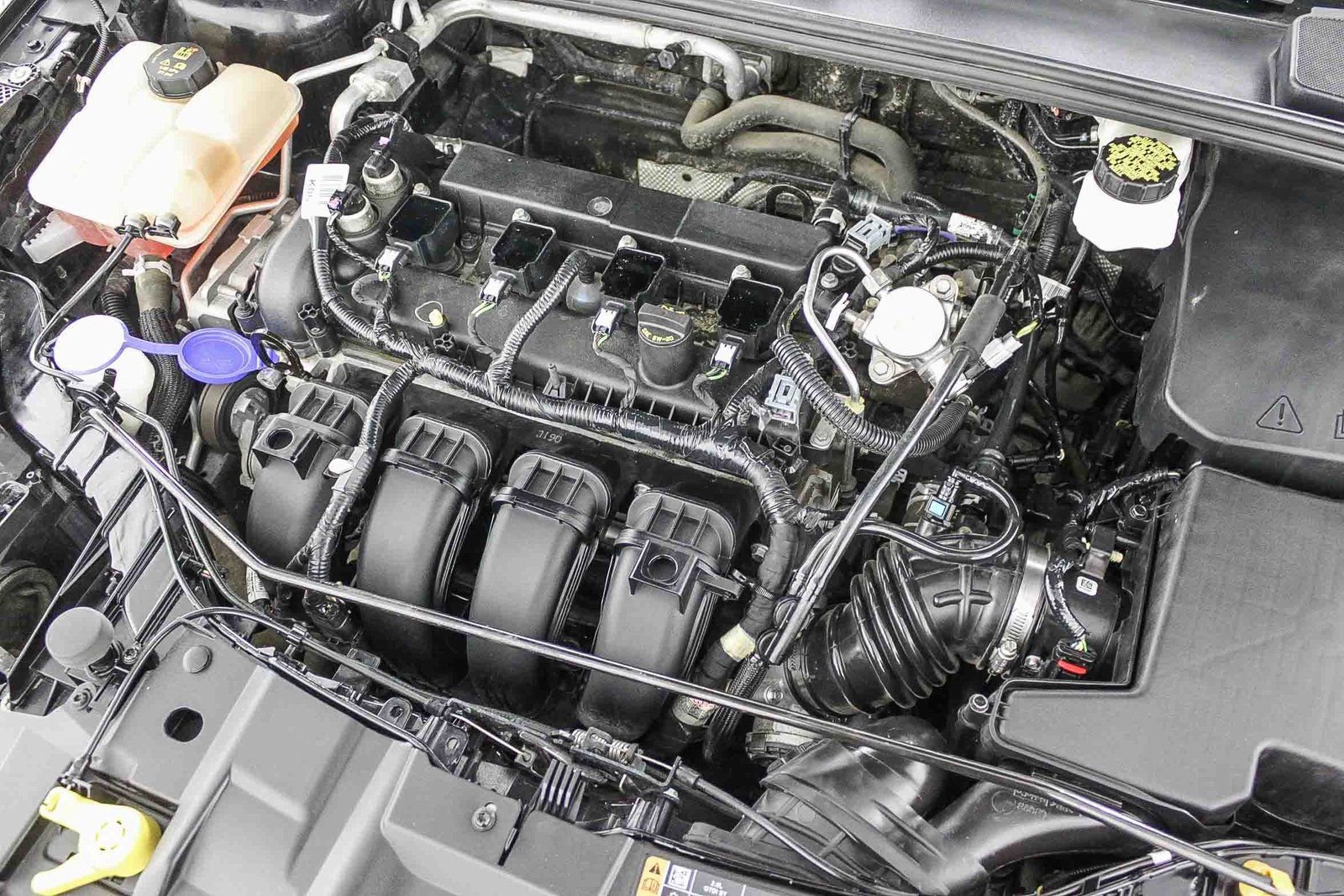 Used 2018 Ford Focus SE w/ Cold Weather Package image 27