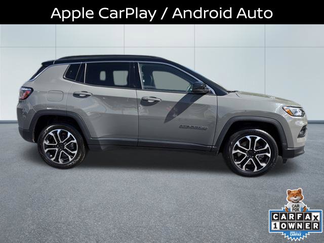 Used 2024 Jeep Compass Limited AWD/4WD image 2