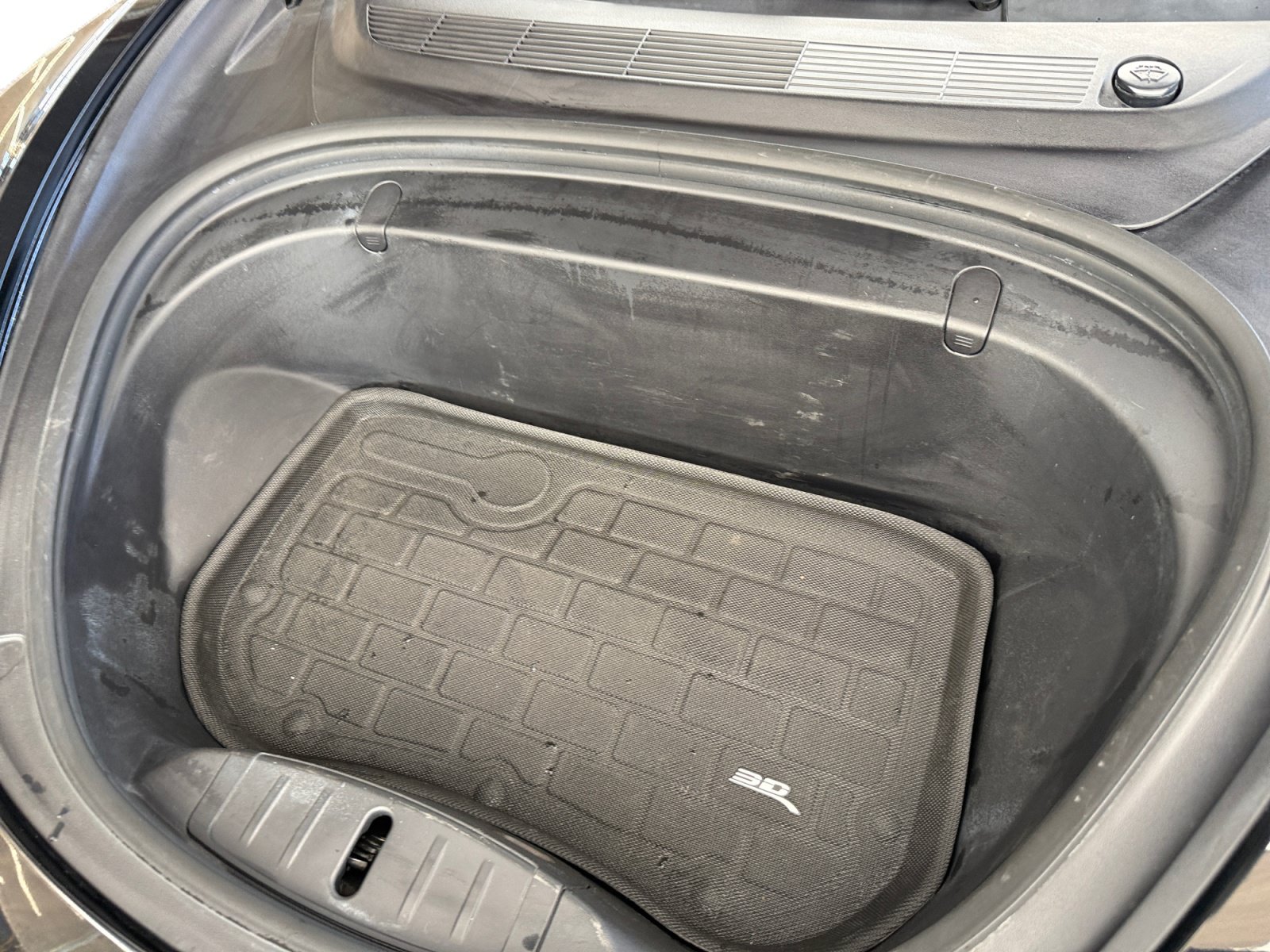 Used 2019 Tesla Model 3 Mid Range RWD image 11