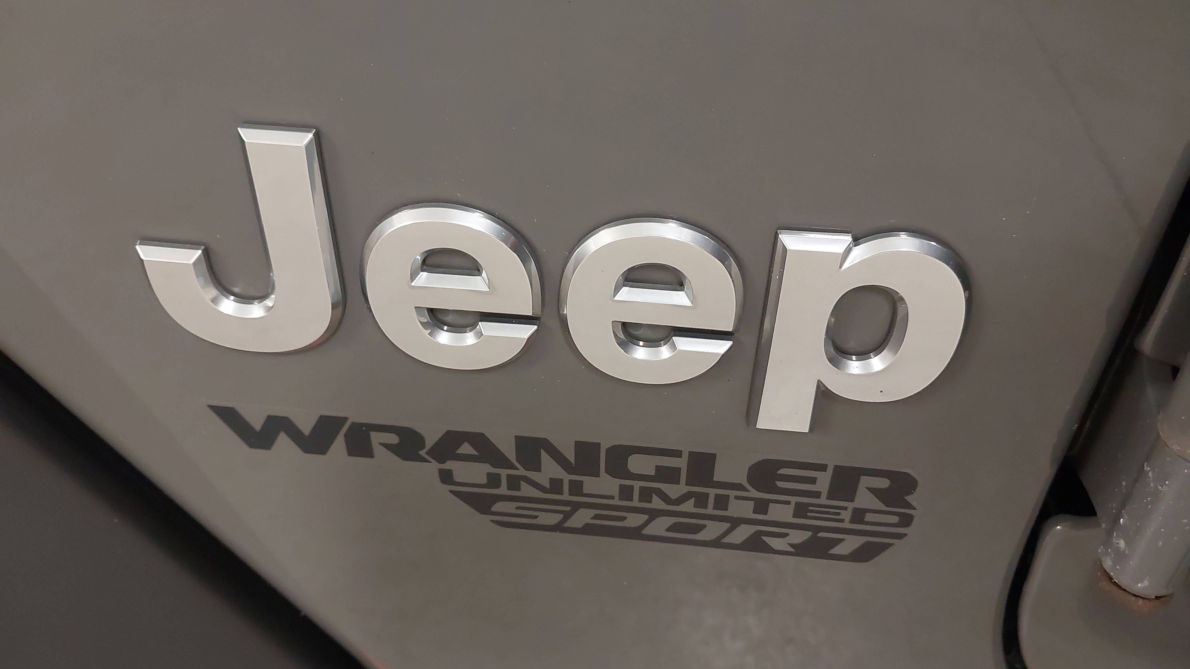 Used 2021 Jeep Wrangler Unlimited Sport image 31