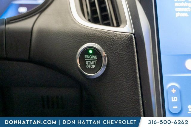 Used 2022 Ford Edge Titanium image 18
