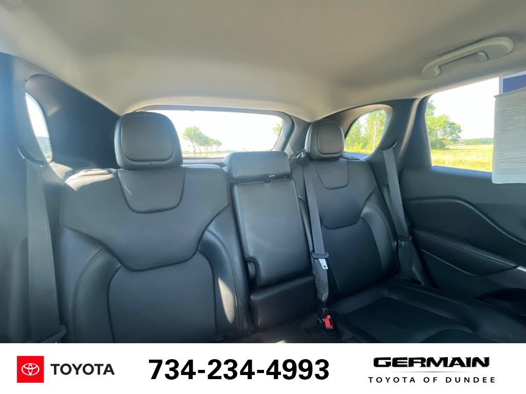 Used 2020 Jeep Cherokee Limited AWD/4WD image 29