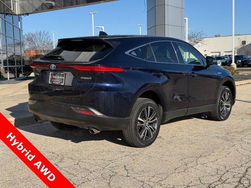 Used 2021 Toyota Venza LE w/ Carpet Mat Package (TMS) image 3