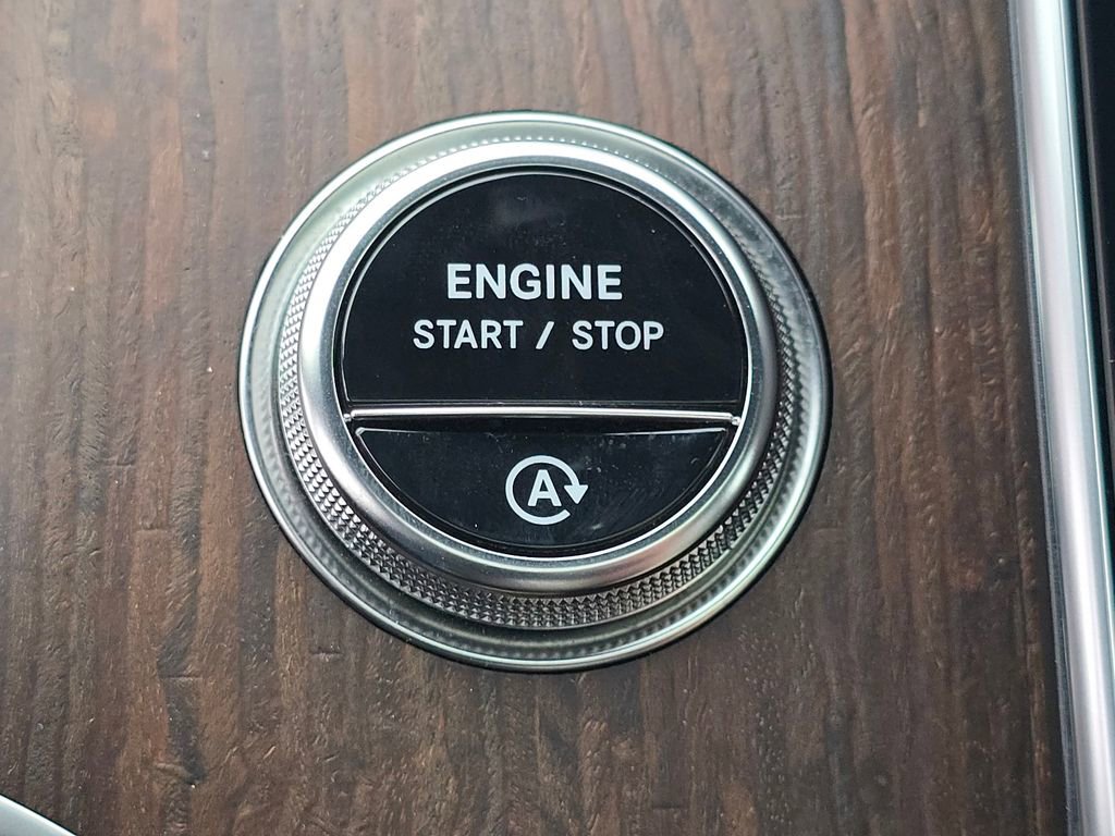 Certified 2026 Mercedes-Benz GLC 300 4MATIC image 38