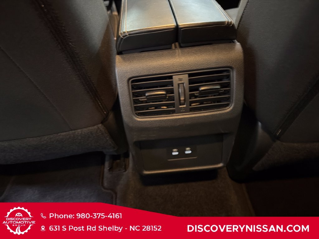Certified 2025 Nissan Rogue SV AWD/4WD image 31