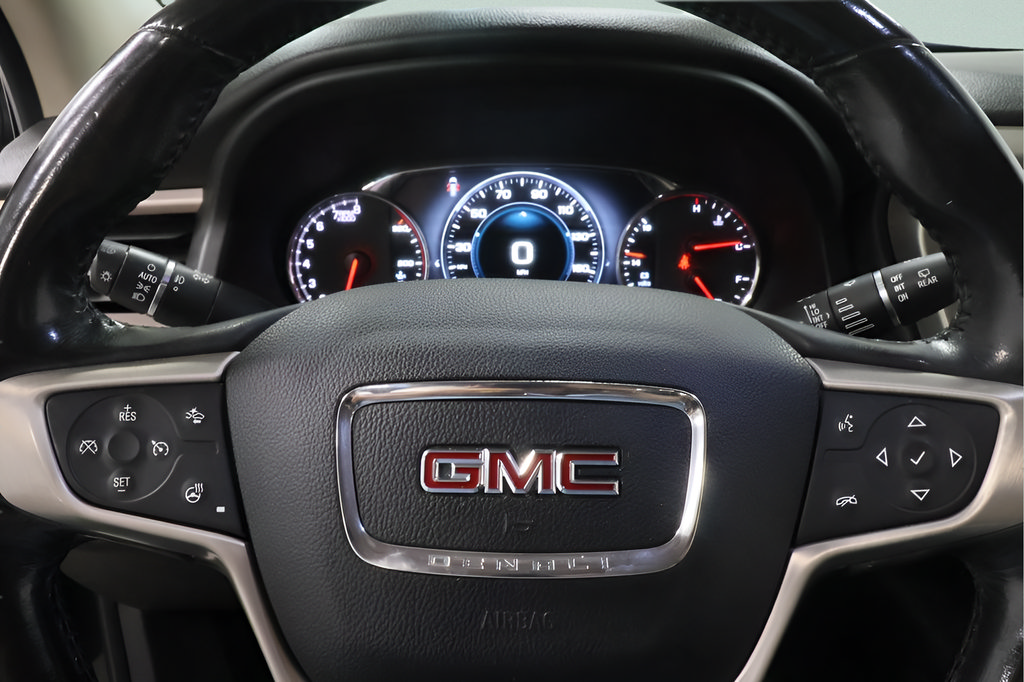Used 2019 GMC Acadia Denali w/ Technology Package AWD/4WD image 15