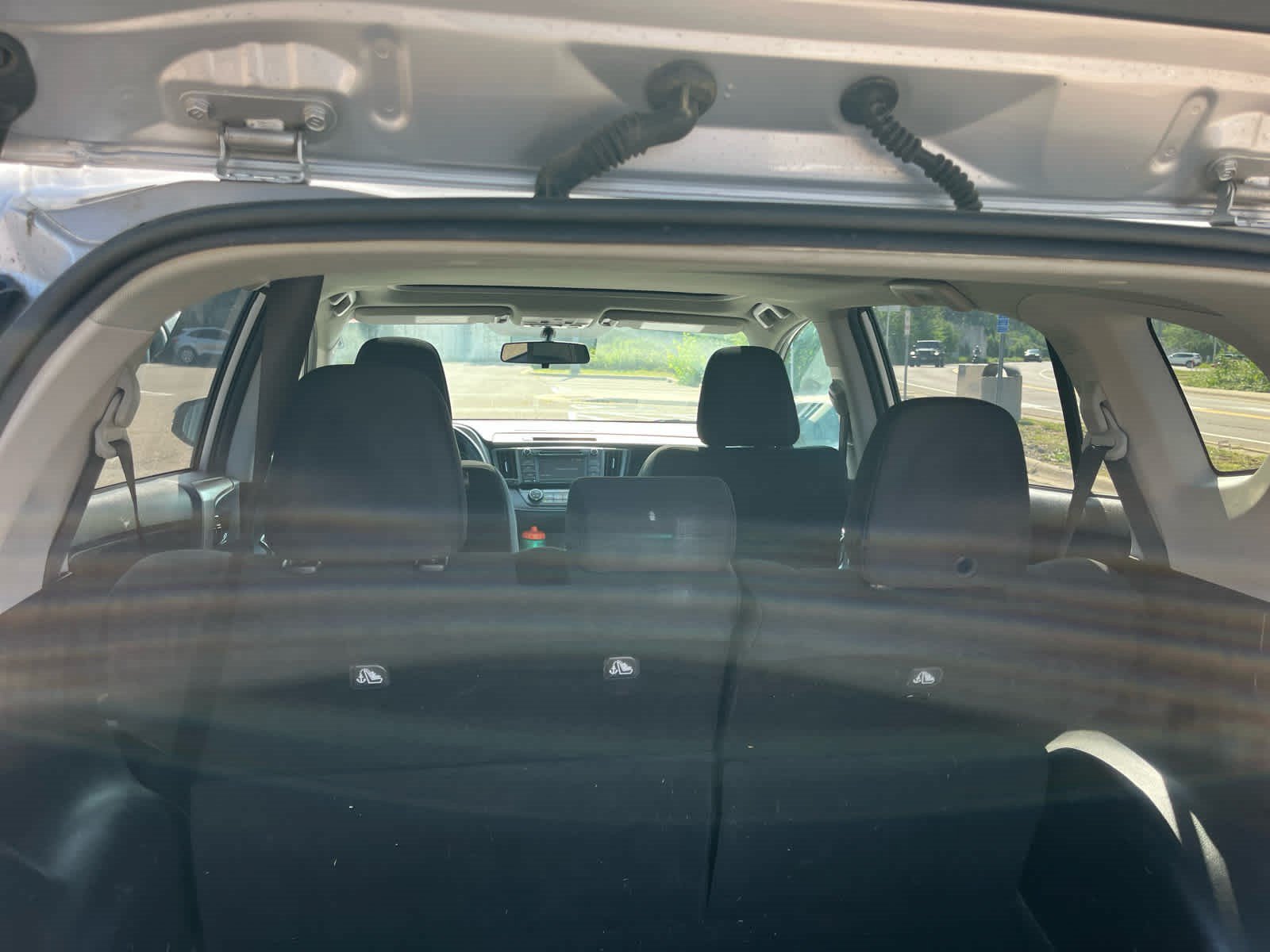 Used 2015 Toyota RAV4 XLE FWD image 7