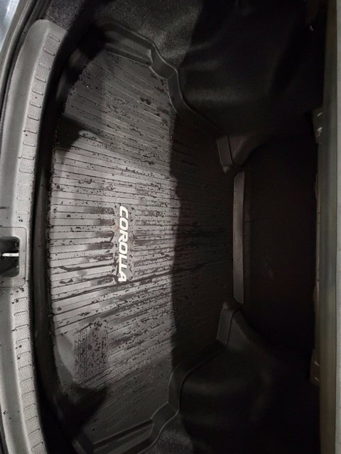 Used 2018 Toyota Corolla LE FWD image 21