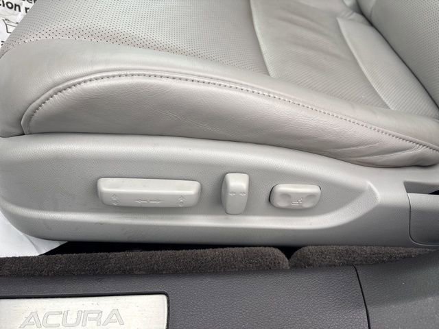 Used 2015 Acura TLX V6 w/ Technology Package image 42