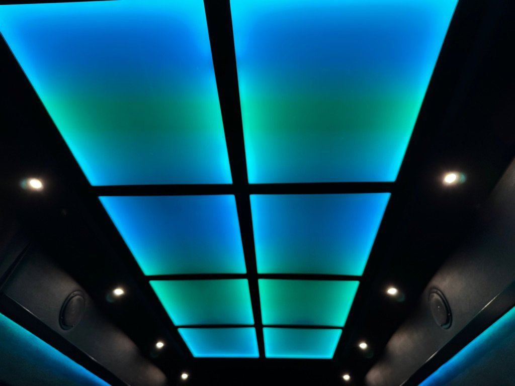 Used 2023 Mercedes-Benz Sprinter 2500 image 18