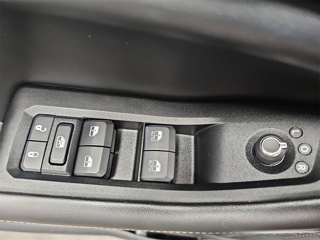 Used 2023 Jeep Grand Cherokee Altitude image 26