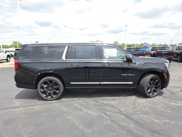 New 2026 GMC Yukon XL Denali w/ Denali Reserve Package AWD/4WD image 30
