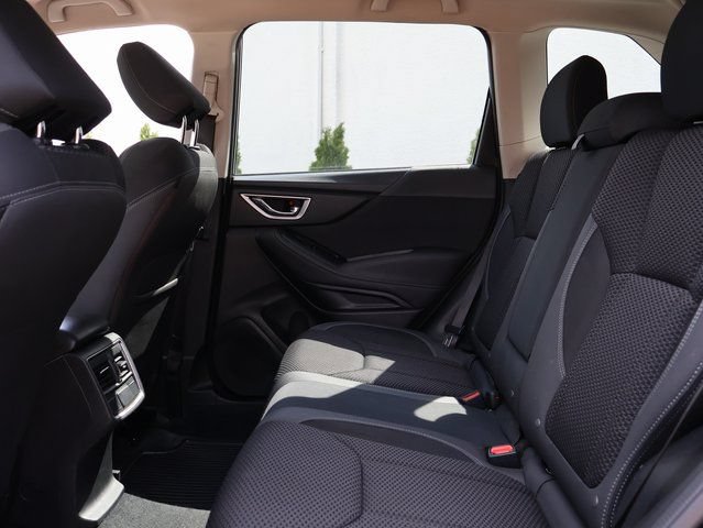 Used 2021 Subaru Forester Premium AWD/4WD image 16