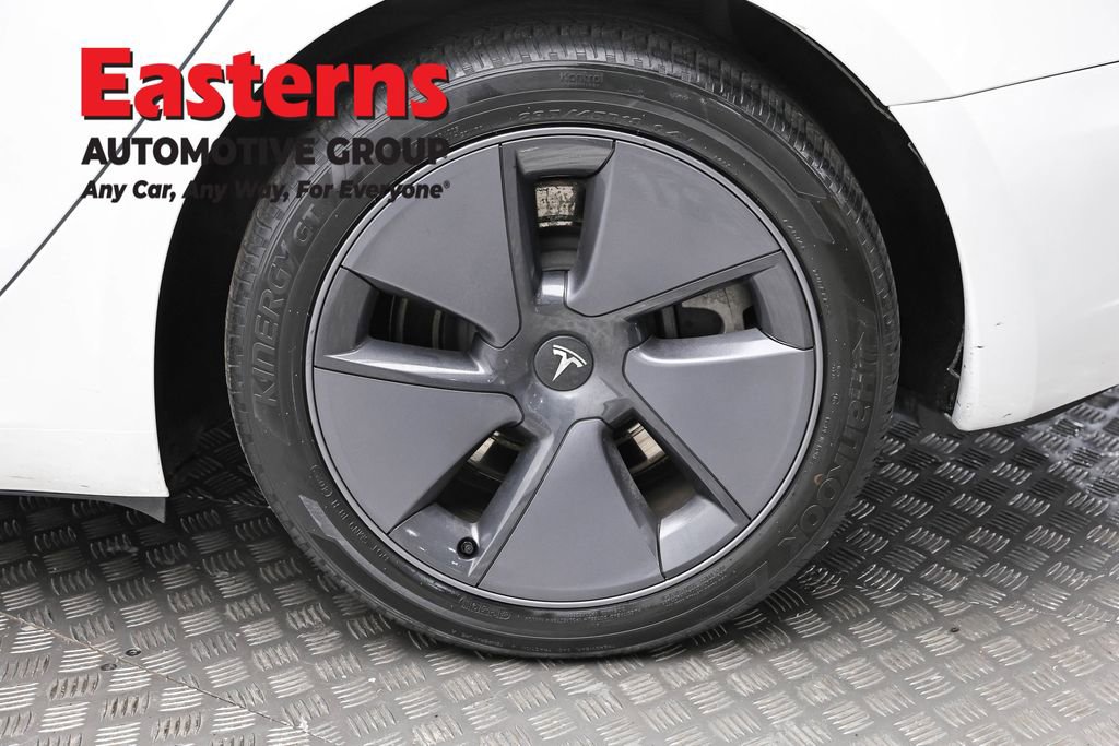 Used 2023 Tesla Model 3 Standard Range image 8