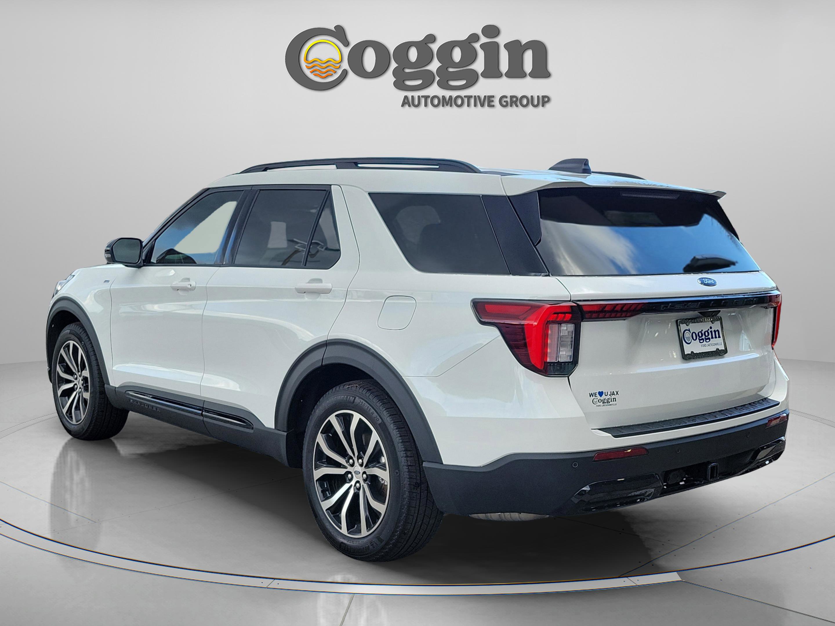 New 2026 Ford Explorer ST-Line w/ Premium Package image 2