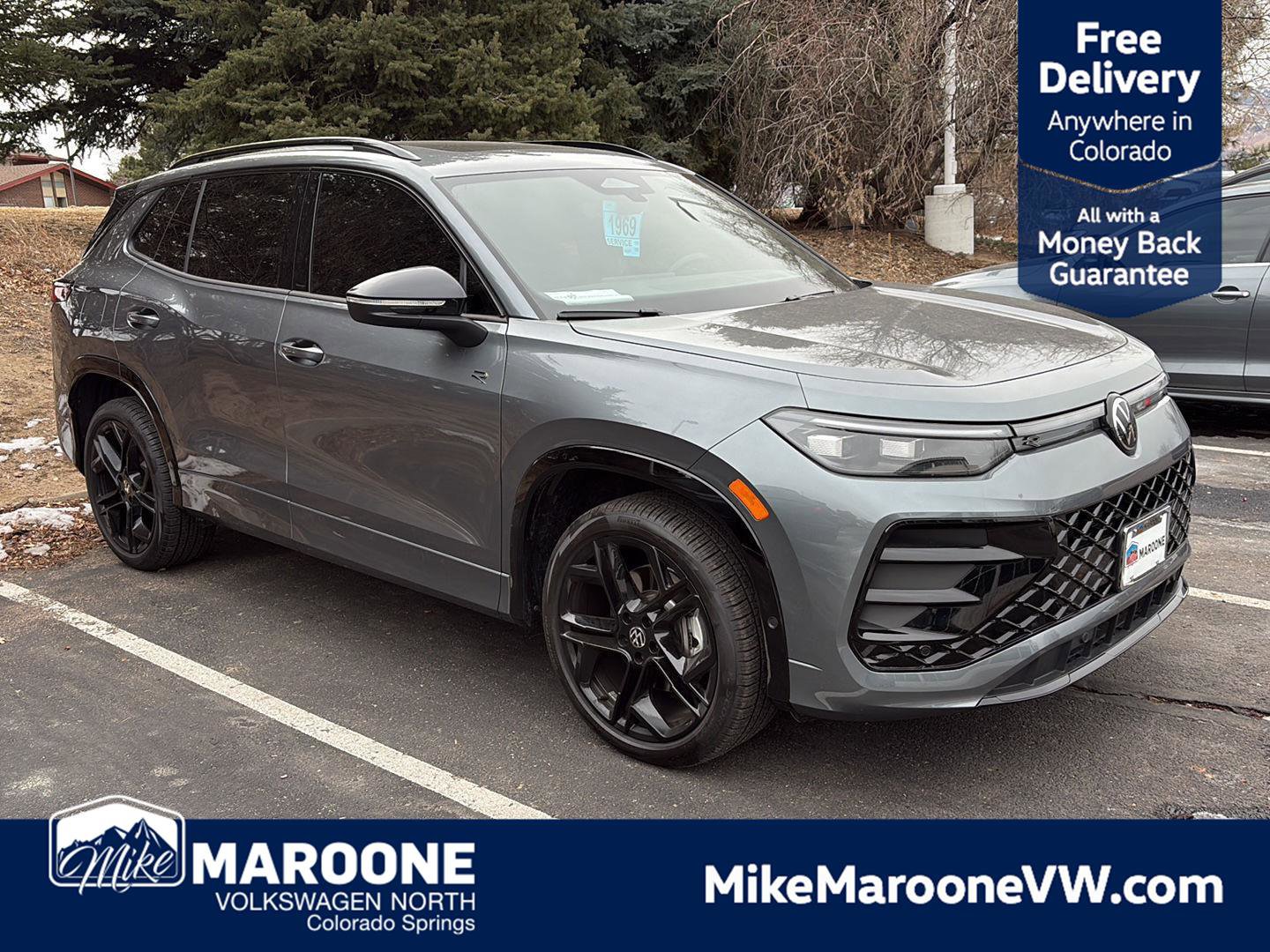 Used 2025 Volkswagen Tiguan SE R-Line image 1