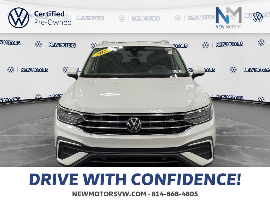 Used 2023 Volkswagen Tiguan SE w/ Panoramic Sunroof Package AWD/4WD image 8