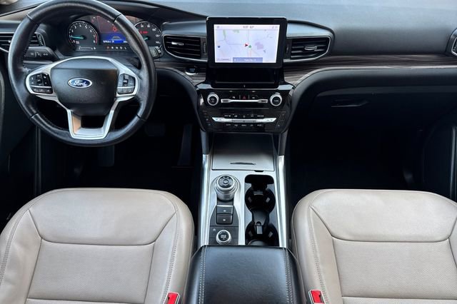 Used 2023 Ford Explorer Limited image 15