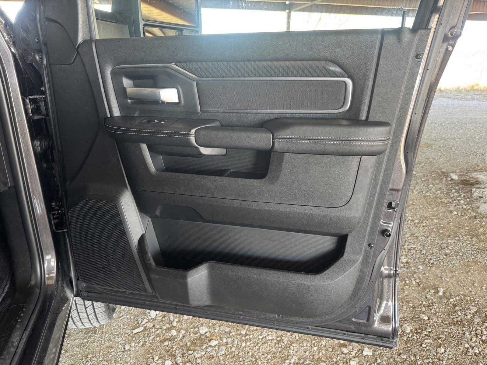 Used 2025 RAM 3500 Lone Star image 37