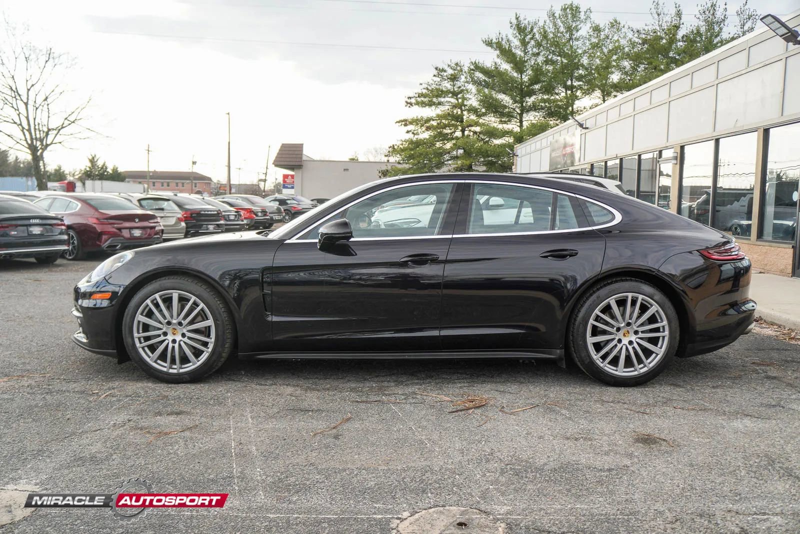 Used 2017 Porsche Panamera 4S AWD/4WD image 4