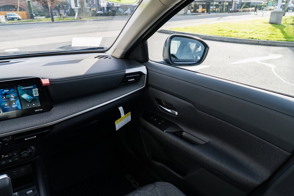 New 2026 Nissan Kicks SV image 10