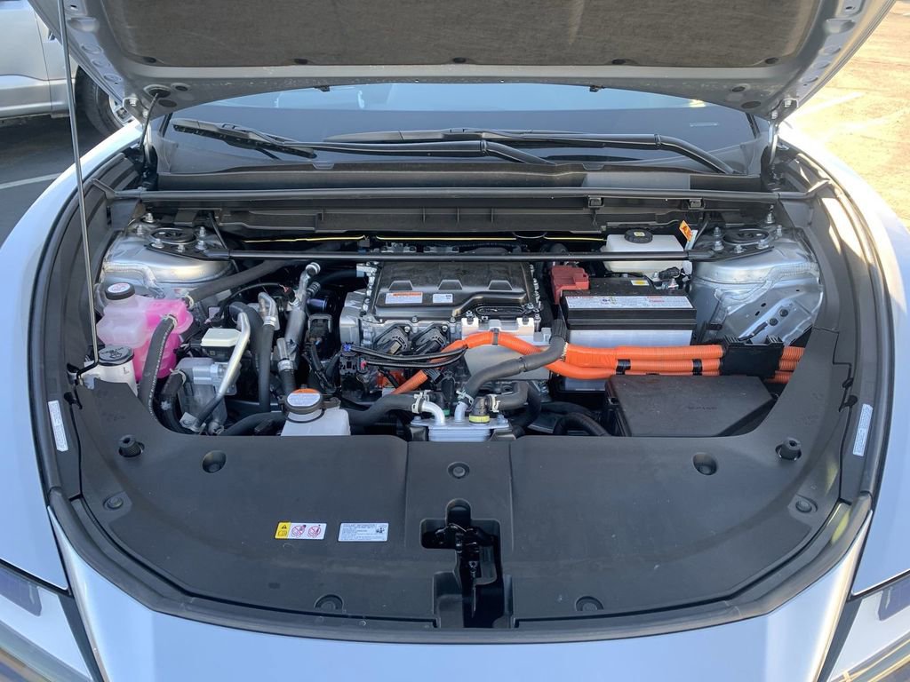 Used 2025 Lexus RZ 300e image 28