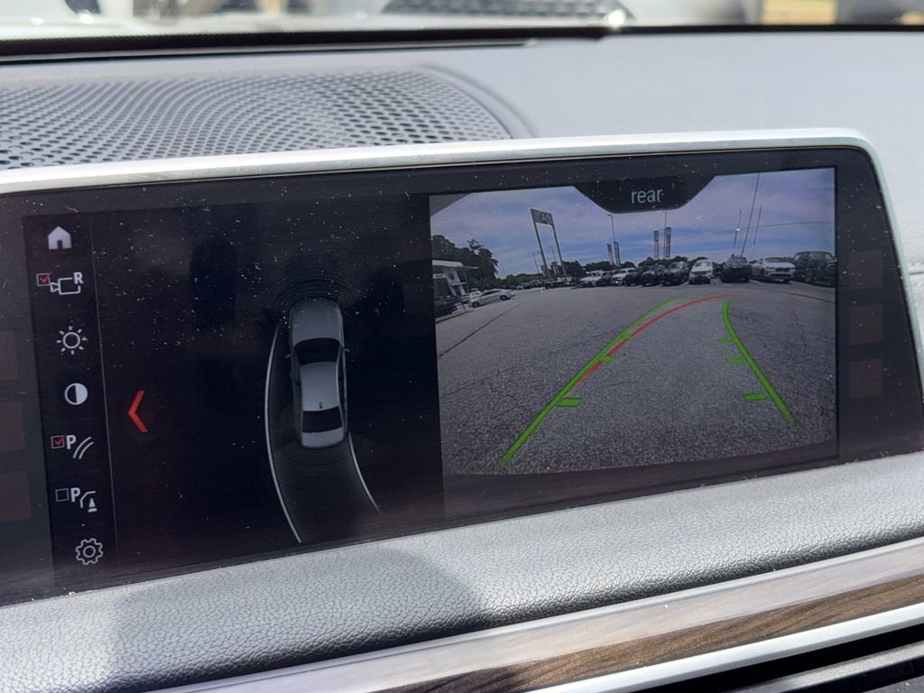 Used 2018 BMW 740i RWD image 19