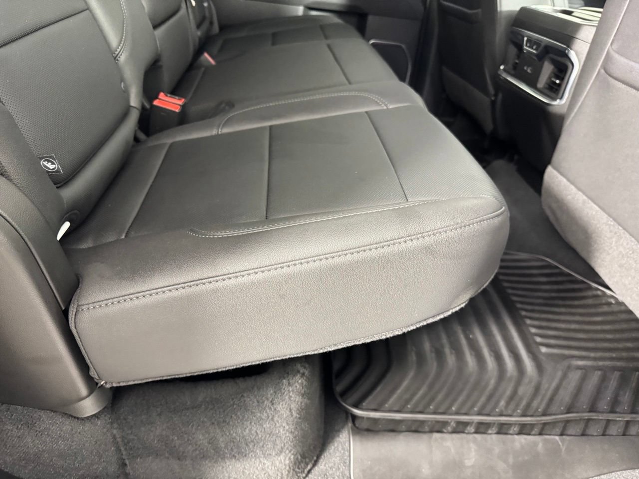 Used 2025 Chevrolet Silverado 1500 LTZ w/ Z71 Off-Road Package AWD/4WD image 27