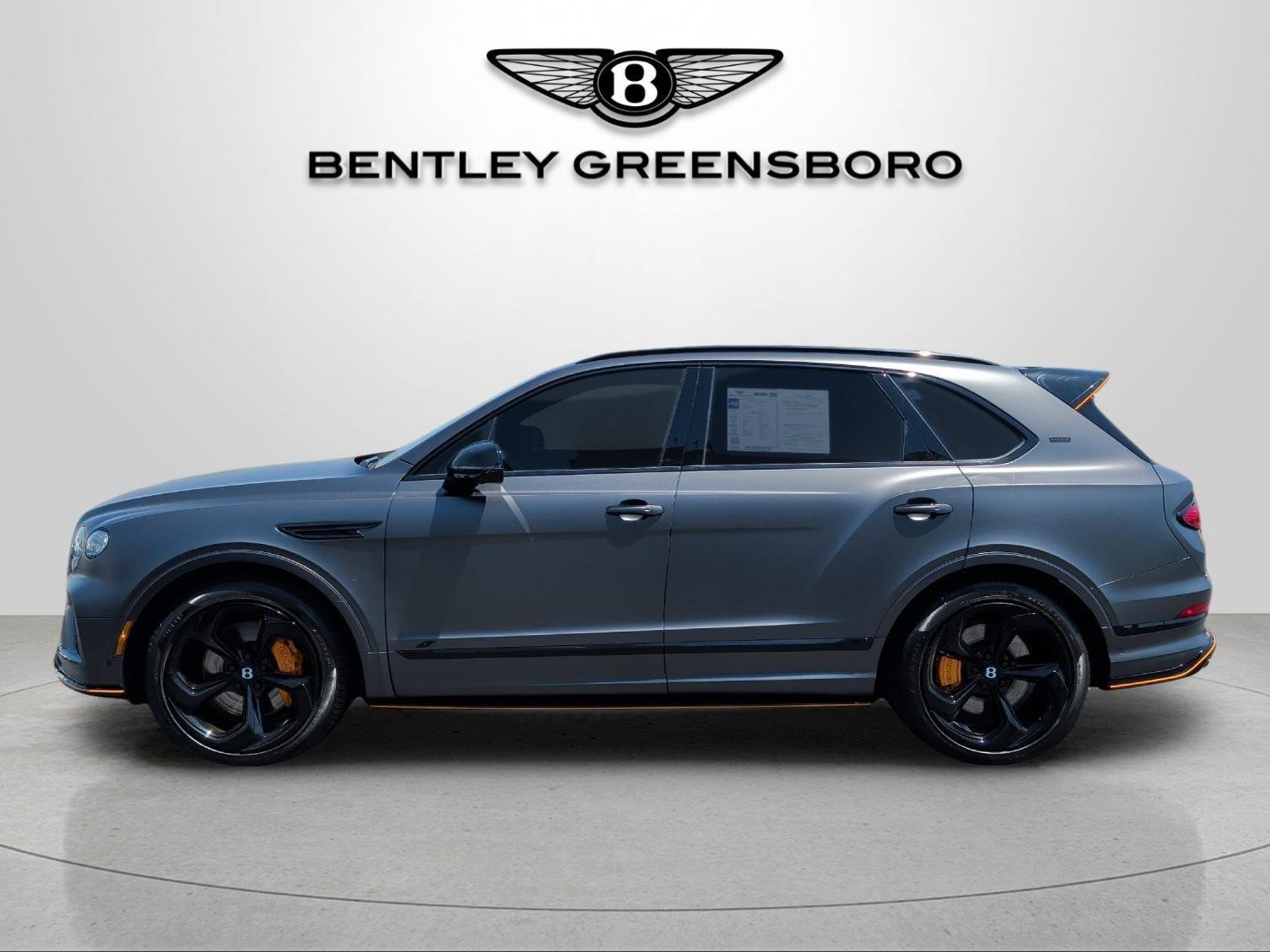 Used 2025 Bentley Bentayga AWD/4WD image 5