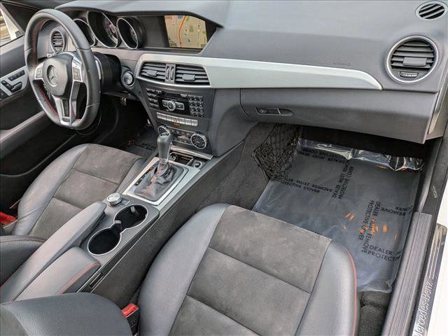Used 2013 Mercedes-Benz C 250 Sedan image 23