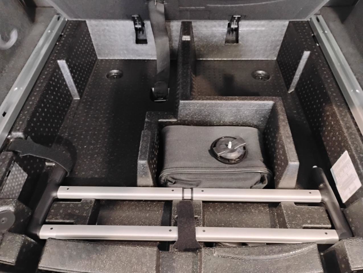 Used 2018 Cadillac XT5 Luxury w/ Driver Awareness Package image 54