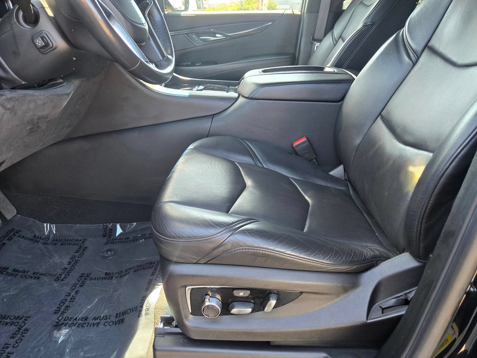 Used 2020 Cadillac Escalade ESV Platinum AWD/4WD image 11