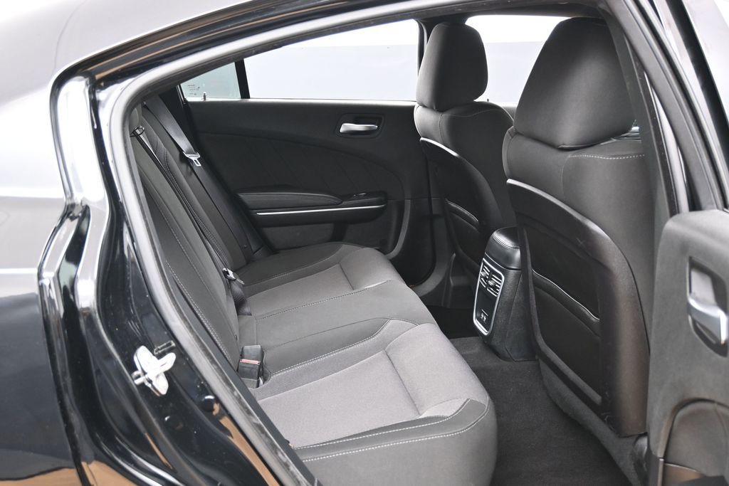 Used 2019 Dodge Charger SXT AWD/4WD image 33