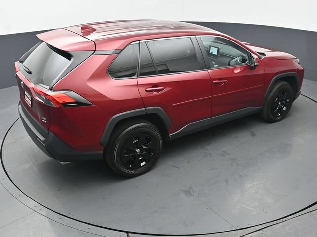 Certified 2023 Toyota RAV4 LE AWD/4WD image 40