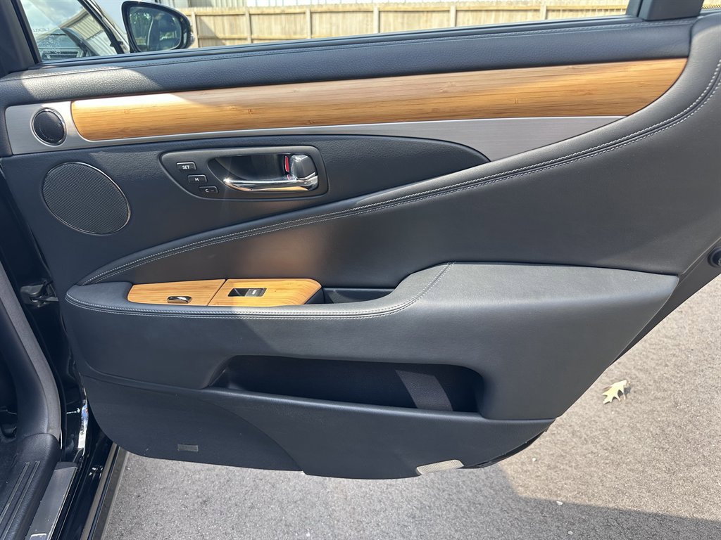 Used 2015 Lexus LS 460 L image 14