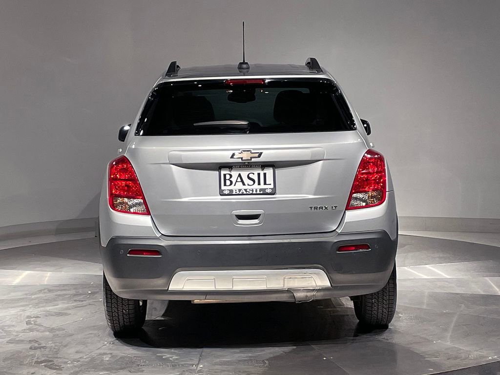 Used 2016 Chevrolet Trax LT w/ LT Convenience Package image 12