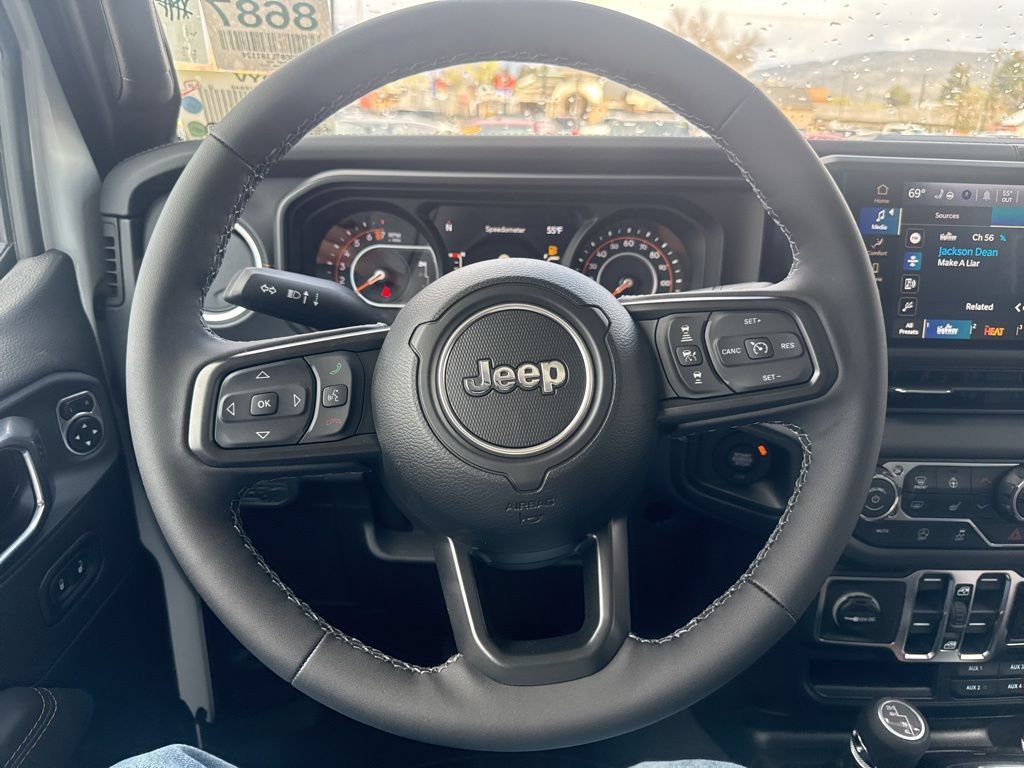 New 2026 Jeep Gladiator Sport AWD/4WD image 14