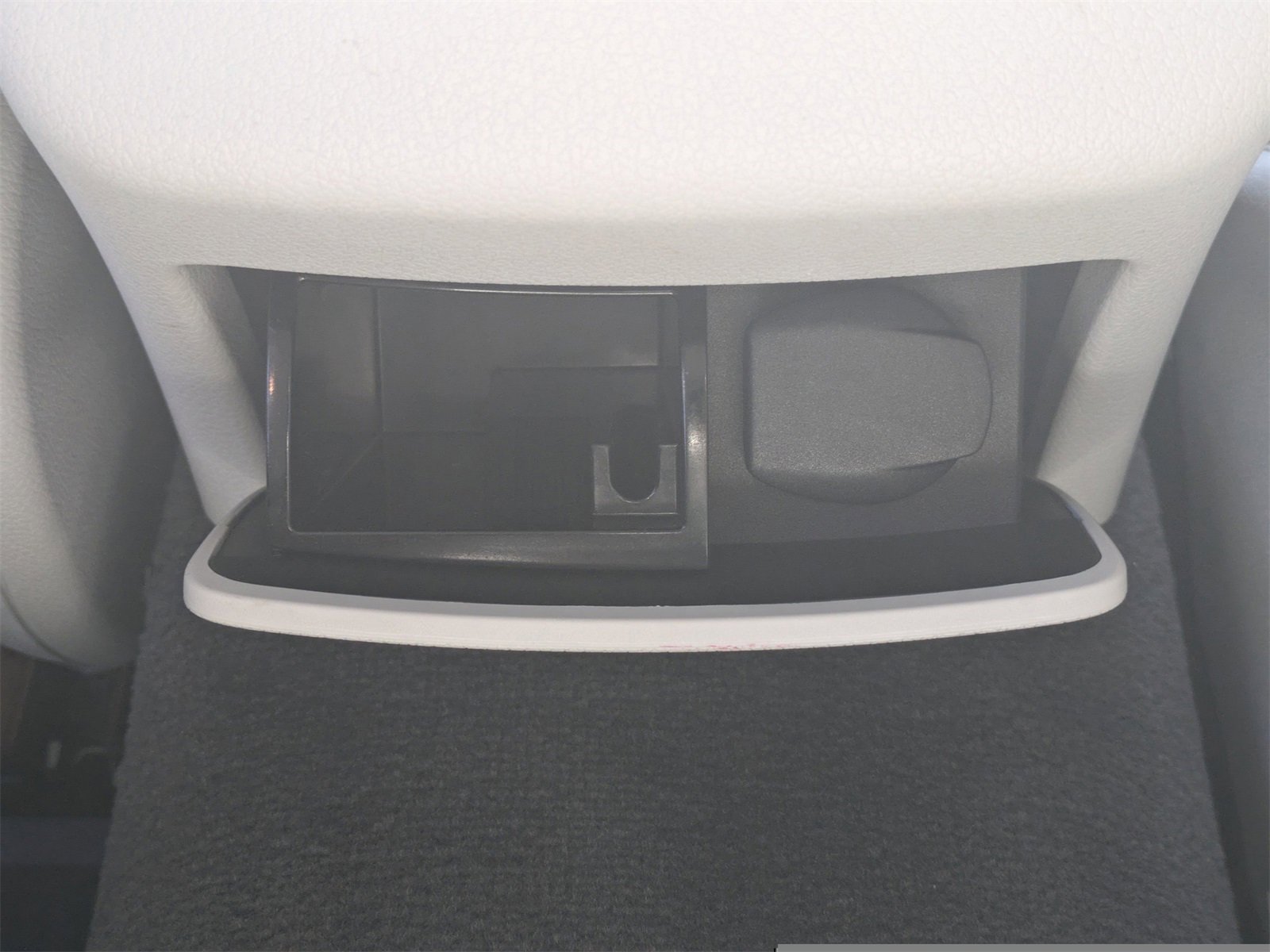 Used 2021 Mercedes-Benz E 350 Sedan w/ Premium Package image 14